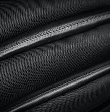 画像をギャラリービューアに読み込む, LIMITLESS Backpack 25L