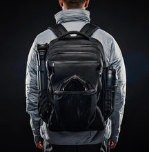 画像をギャラリービューアに読み込む, LIMITLESS Backpack 25L