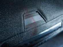 画像をギャラリービューアに読み込む, LIMITLESS Backpack 25L